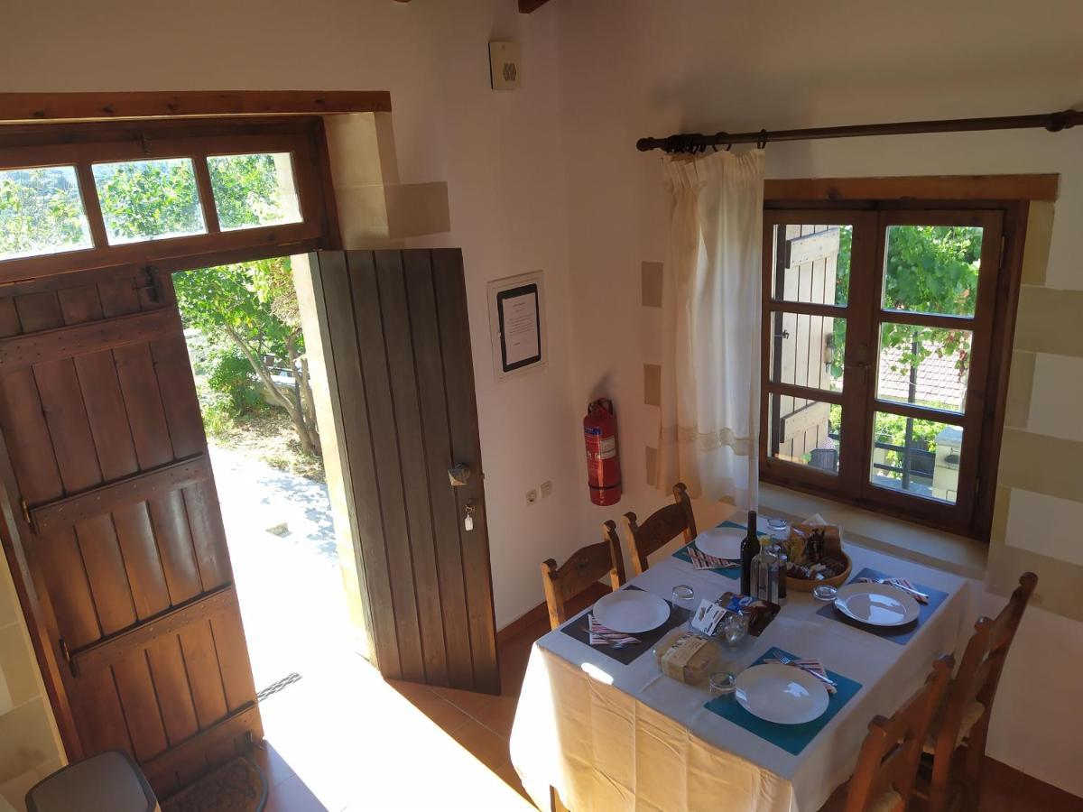 Fenareti Village House Makhairoí エクステリア 写真