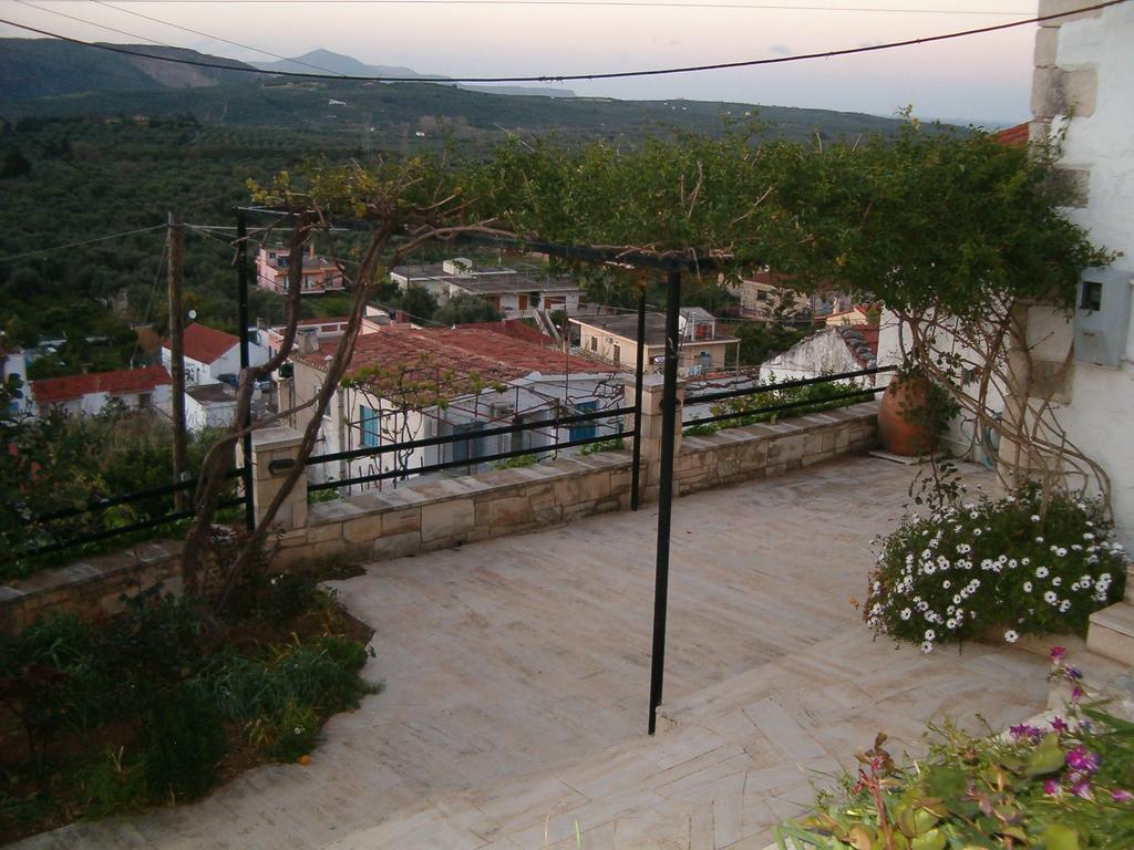Fenareti Village House Makhairoí エクステリア 写真