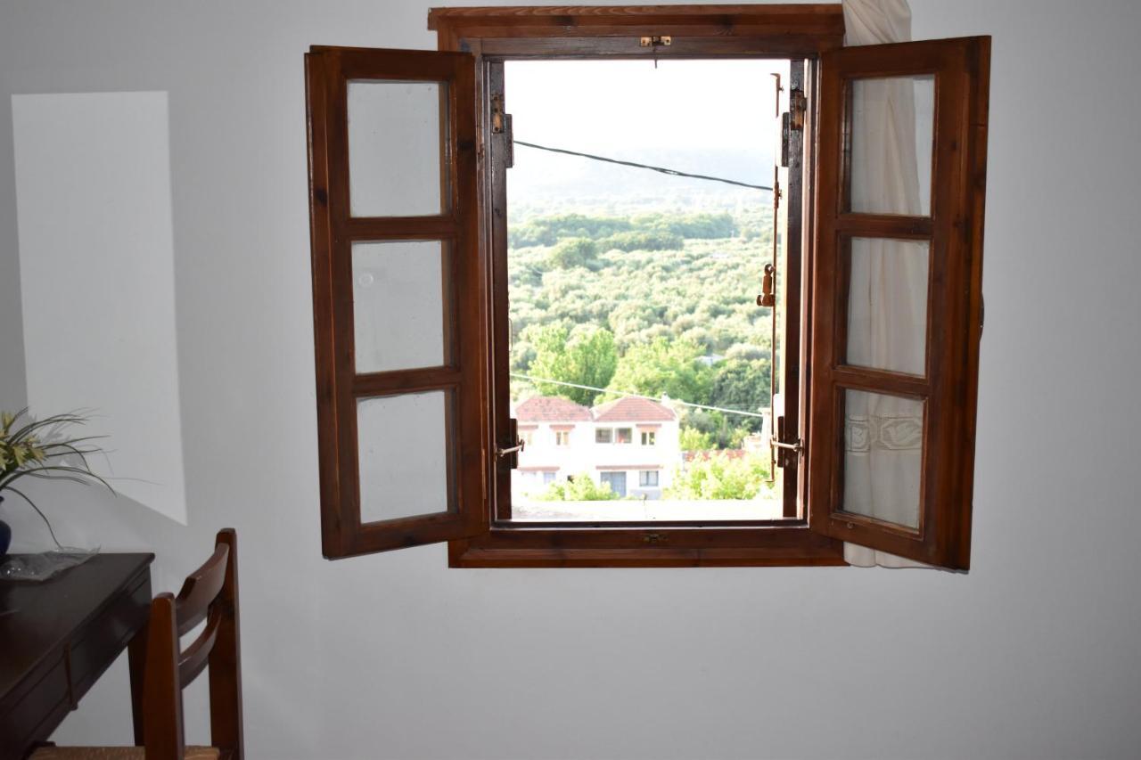 Fenareti Village House Makhairoí エクステリア 写真