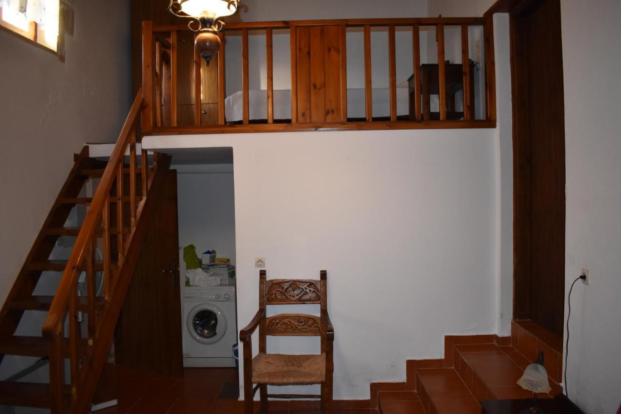 Fenareti Village House Makhairoí エクステリア 写真